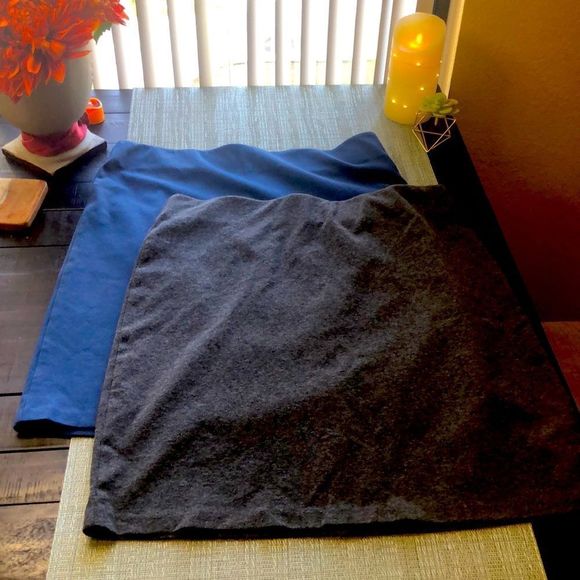 #83 Set of 2 Classic Comfy Skirts - Picture 1 of 13